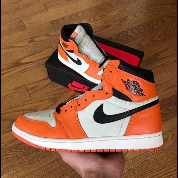 Jordan 1 Reversed Shatterd Backboard - Picture 1 of 14
